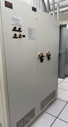 225.0 KVA MGE 72-166443-224, Uninterruptible Power Supply - Maintenance Bypass, 480 Volts, 3PH