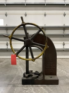 4 Ton, Famco, Arbor Press