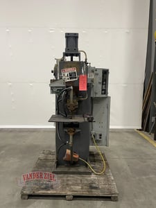 100 KVA Alphil #ARK24, Spot Welder, 24" throat, 225 amps, 440 Primary, 12.2 sec.