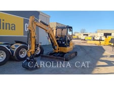 Cat 303.5CR TH, Mini Excavator, 655 hours, S/N: RE901127, 2022