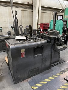 3.5" x 30" Mitts & Merrill #6HYD-KS, hydraulic keyseater, mechanical automaitc infeed, 1974