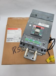 ABB #SACE-TMAX-XT4-H-250, Circuit Breaker, HACR, Type KT4 Kit, 250 Volts, 3P, unused
