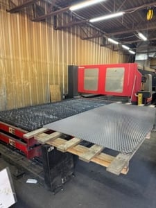Amada #FO3015NT, Co2 laser, 4000 watt, 5' x 10', Flying Optic, 122.8"X, 61" Y, 7.87"Z,, 2008