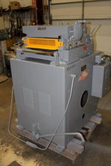 18" x .093" Littell #418-7PD, straightener, 7-roll straightener, entry pinch rolls, variable speed, loop