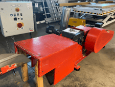 Weima #Beaver-300, Horizontal Grinder, w/ Vibrating Infeed, 16' Mellott infeed, 25 HP main motor, 7699 yrs