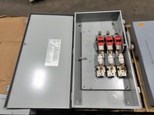400 Amp. Eaton, DG325NRK, Fusible Safety Disconnect Switch, 120/240 VAC, 3P, 4W, 125 HP, 3 fuses
