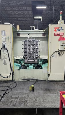Toyoda #FH630S, horizontal machining center, 39.4" X, 31.5" Y, 33.6" Z, 15000 RPM, Fanuc 30i-A, Chip Conv.