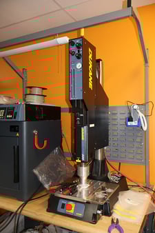 Dukane #220, ultrasonic welder w/ dynam, 2005