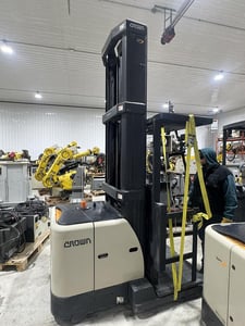 3000 lb. Crown #SP35020-30, order picker narrow aisle electric forklift, 6.5 MPH, 2016