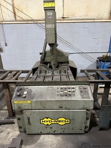 18" x 20" Hyd-Mech #V-18, saw with blades