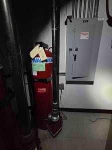 220 lbs. Fenwal #FM-200, Clean Agent Extinguishing System