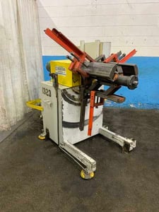 8000 lb. Dallas #DPR-818, motorized uncoiler, 18" width, 60" outside dimensions, 20"-24" ID, 3 keepers