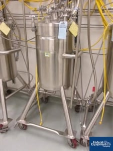 26.4 gallon GS, Receiver Tank, dish top & bottom, 15 psi, legs, Stainless Steel, 1100 Liter, 2006 (3