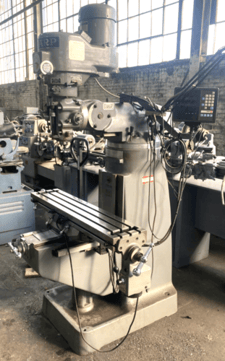 Sharp, Vertical Knee-Type Turret Milling Machine, 3 HP, 4500 RPM, vise collets, Sony power feed, digital read