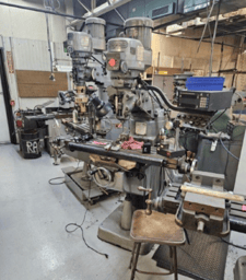 Bridgeport #Series-I, Vertical Knee-Type Turret Milling Machine, variable speed, digital read out