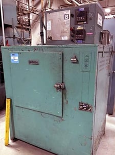 30" width x 30" D x 30" H Lindberg #LTE-6, electric batch oven, 600&deg;F, 22 Amp, 230 V., Honeywell temperature