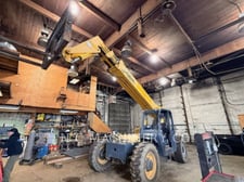 Gehl Company RS842, Forklift, 2792 hours, S/N: RS842JF1017561, 2000