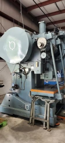 75 Ton, V & O, Cupping Press, 30" x 50", 15" Shut Height, 80 SPM, 4" adj., 21" between housing, 50" x 30"