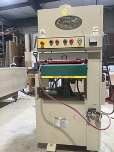 15" Grizzly #G9983, Wide Belt Sander, 5 HP, 2050 FPM drum, 16.4 FPM feed, 2004