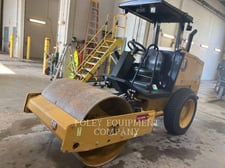 Caterpillar CS34, Compactor, 353 hours, S/N: 51400718, 2021