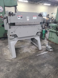 24 Ton, ATEK Bantam #B424OMFO, Press Brake, 4' bed length, 7" shut height, 0-2" adjustable stroke, 0' throat