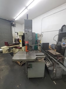 24" x 12" Grob #4V-24, vertical bandsaw, 1" blade, 40-5000 RPM, 3 HP, 1980