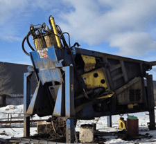 Bonfigliolo #Squalo-1500, Bonfiglioli used shear, 20 US TPH, 30 sec cycle time, diesel, 132 KW