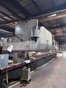 600 Ton, Cincinnati #600H, hydraulic press brake, 12" stroke, 22" open, 1969