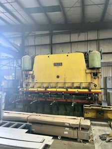 400 Ton, Pacific #400-12, hydraulic press brake, 125" between housing, 12" stroke, 10" throat, 1961