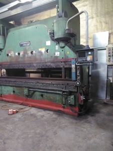 400 Ton, Cincinnati #400H, hydraulic, Autobend 7 CNC Back Gauge, 14' overall, 168" between housing, 12"