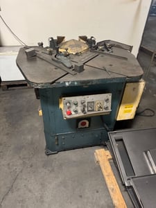 1/8" x 8-5/8" x 8-5/8" Amada #CS-220, hydraulic corner notcher, 10 ton, 3 HP, 10 gauge, foot pedal, 1-shot