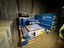 10 scfm Donaldson Torit #DFE-3-18, DownFlo dust collection system, 18 cartridge, 90-100 psi
