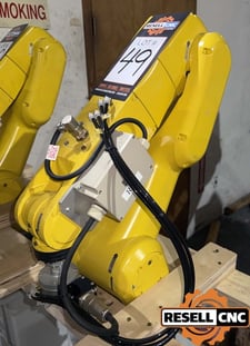 Fanuc, LR Mate 200iD/7L, handling 6-Axis robot, 56.7" horizontal reach, 26.5 lb payload, Fanuc R-30iB Plus