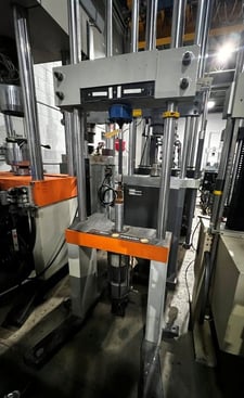 11 KIP (50kN) Instron #1331, Fatigue Load Frame, 44" test specimen max. length, 4" stroke hydrostatic bearing