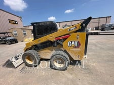 Cat 272D CAB, Skid Steer Loader, 1055 hours, S/N: TP900334, 2023