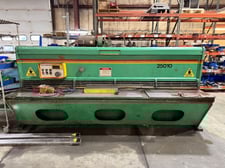 1/4" x 10' Accurshear #625010, Shear, 1" x3" x124" blade, 23 SPM, 36" Back Gauge, 20 HP, 1989