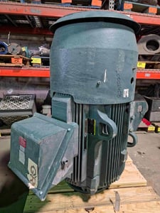 200 HP 1800 RPM Baldor Reliance, Frame 447LP, TEFC BB, 460 Volts, New Surplus