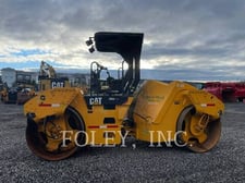 Caterpillar CB54, Twin Drum Roller, 5880 hours, S/N: JLM00625, 2012