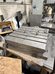 26" x 26" Devlieg, air lift rotary