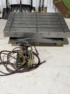 32" x 42" Air Lift Rotary Table