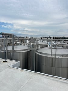 20000 gallon Walker #SA240/T316L, walker, Stainless Steel, LOT of 4, 12' diameter x 27' straight side, R-717