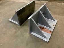 32" x 18" x 18" Angle plates, machine face, 1 pair