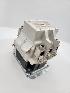 Cutler-Hammer A202K4CAM, AC Lighting Contactor, 200A, 3P, 60 Volts, 120/110 Volts, Coil Model M