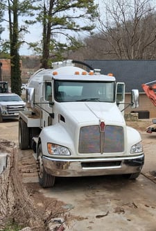 Kenworth #T270, Vacuum Truck, Paccar PX-6, 280 HP, 2,500 Gal Tank, 380 CFM, 162373 vacuum hours, 2012