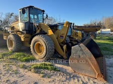 Cat 938M, Wheel Loader, 2415 hours, S/N: J3R08835, 2020