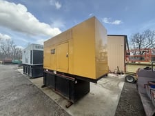 250 KW Caterpillar #3306, diesel generator set, 208 Volts, 3-phase, 450 hours, 382 HP @ 1800 RPM, 3306B DITA