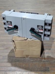 200 Amp, Siemens V7F3244R, Vacu-Break Panelboard Disconnect Switch, 240 Volts, 3P, 3Ph, 25HP