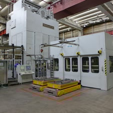 800 Ton, Mueller Weingarten, blanking press, 13.77" stroke, 43.3" Shut Height, 13.78" adj., 50 SPM, PLC