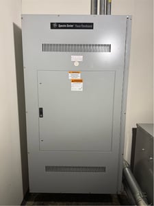 400 Amp. General Electric Spectra Series, Panelboard, 4 breakers, 3ph, 4W