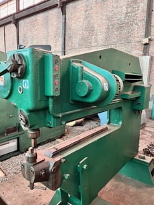 No. P9 Pullmax, 3/8" capacity, 2000/1500/1000/500 SPM, 10 stroke lengths: .080" - .320", 48" throat